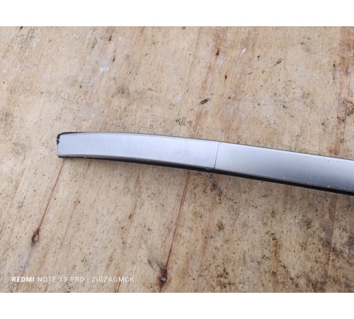 Рейлинг крыши левый