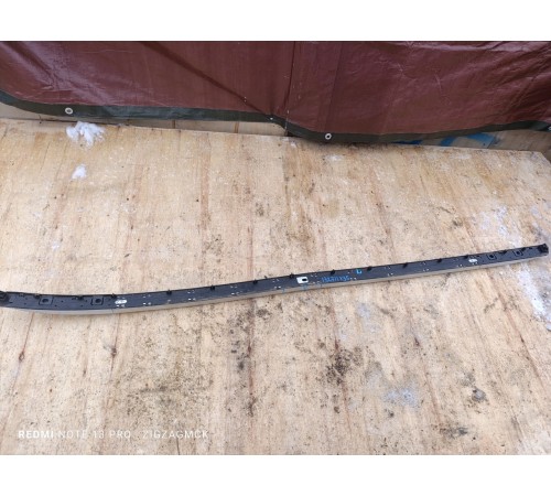 Рейлинг крыши левый