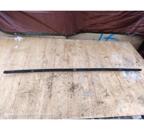 Рейлинг крыши левый