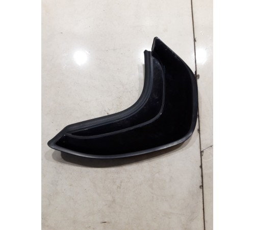 Молдинг крыла задний правый верхний