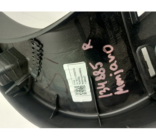 Обшивка двери крышки багажника правая