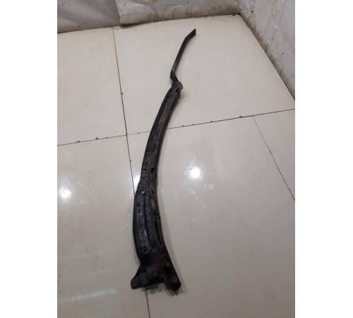 Уплотнитель двери (задний, левый,