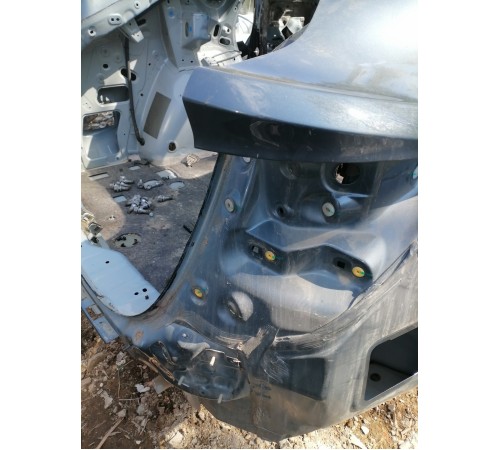 Крыло заднее правое