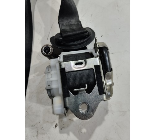 Ремень безопасности (передний)