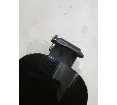 Лючок топливного бака