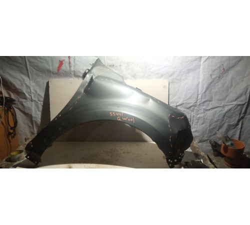 Крыло переднее правое