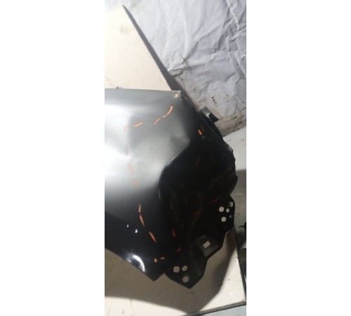 Крыло переднее правое