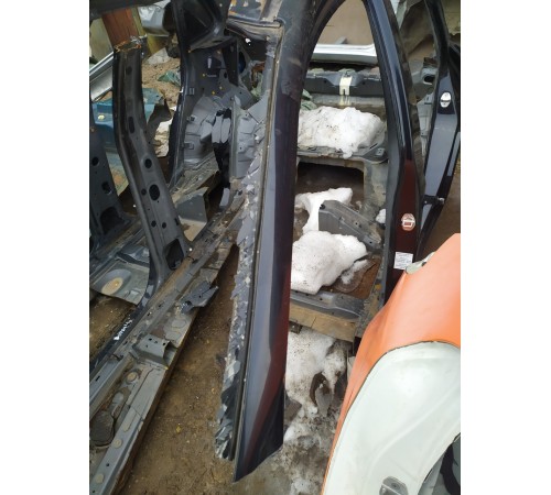 Стойка лобового стекла(левая)