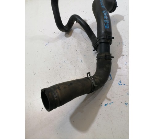 Патрубок системы охлаждения