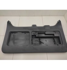 Обшивка крышки багажника