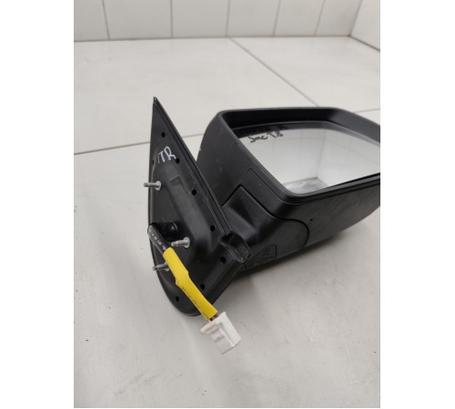 Зеркало заднего вида боковое правое (8 контактов)