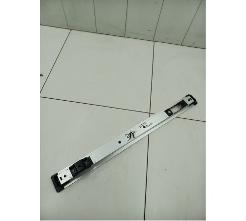 Направляющая планка сидения  задняя левая