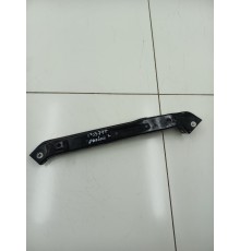 Кронштейн кузова передний левый