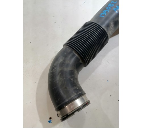 Патрубок воздушного фильтра