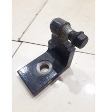 Петля двери (передняя, правая, нижняя)