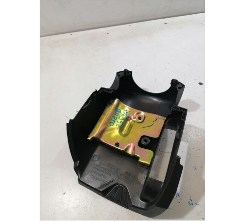 Кожух рулевой колонки нижний