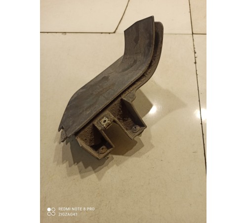 Брызговик(задний правый)