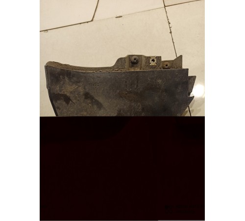 Брызговик(задний правый)