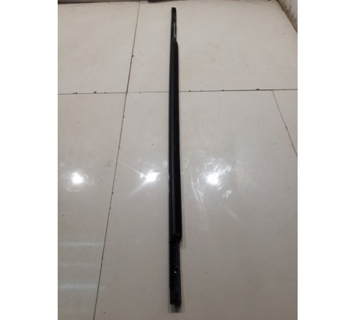 Уплотнитель стекла (задний, левый, внешний)