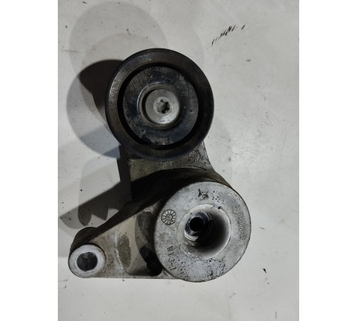 Ролик натяжителя