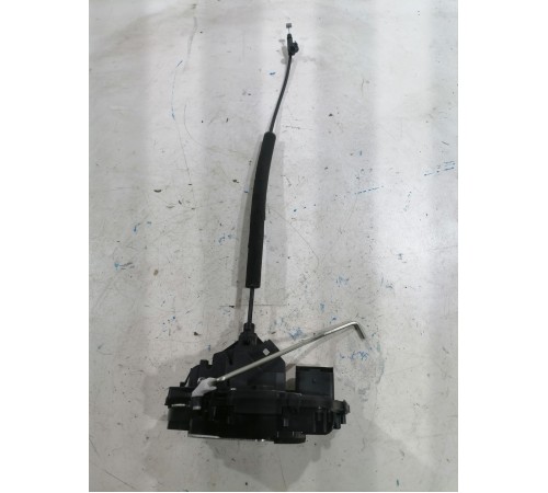 Замок двери задний левый