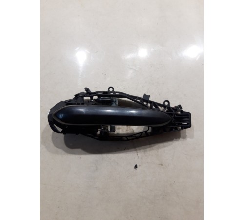 Ручка двери (задняя левая внешняя)