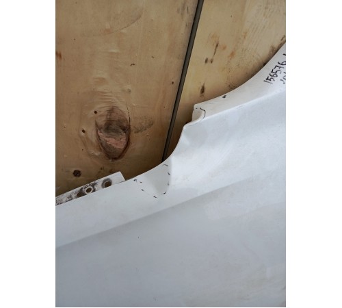 Крыло переднее левое