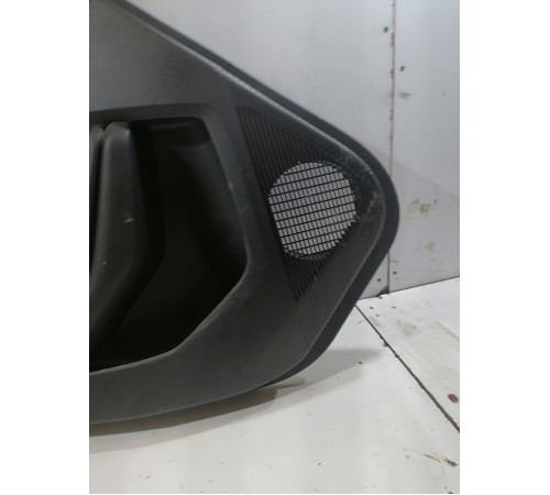 Обшивка двери задняя левая