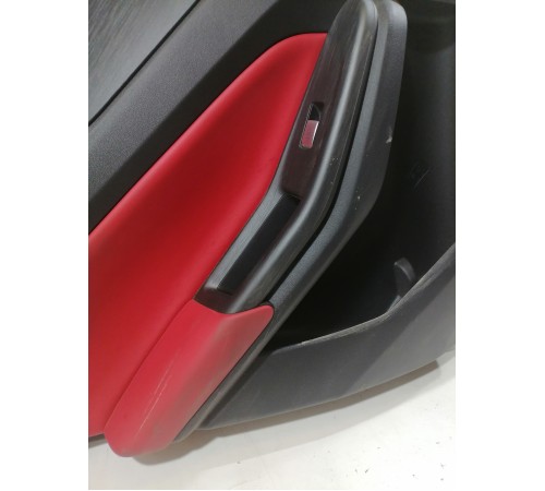 Обшивка двери задняя левая