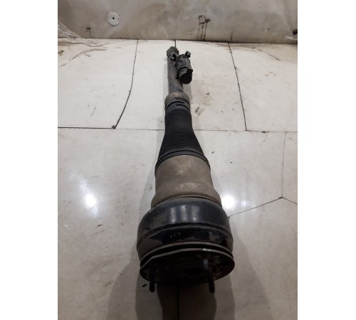 Пневмоамортизатор подвески задний правый