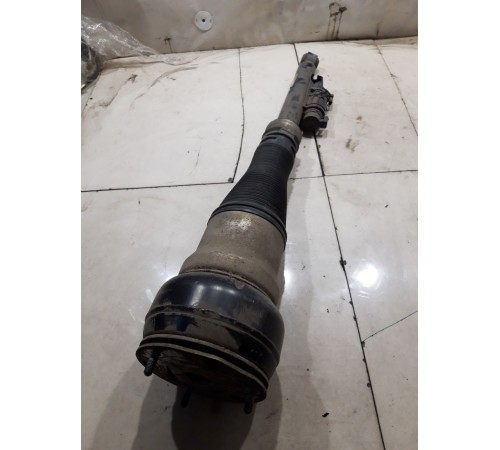 Пневмоамортизатор подвески задний правый