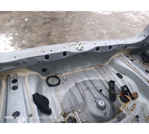 Задняя панель