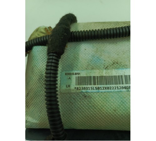 Подушка безопасности в спинку сиденья передняя левая