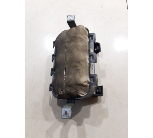 Подушка безопасности пассажира