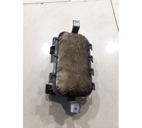 Подушка безопасности пассажира