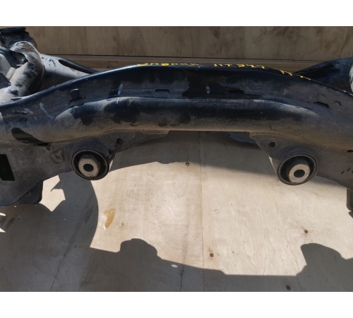 Балка подвески (подрамник) задняя