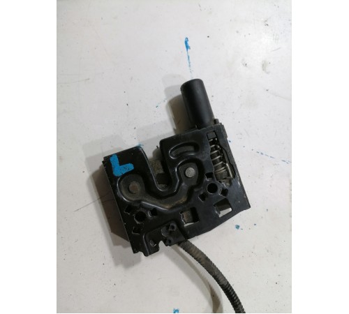 Замок капота левый