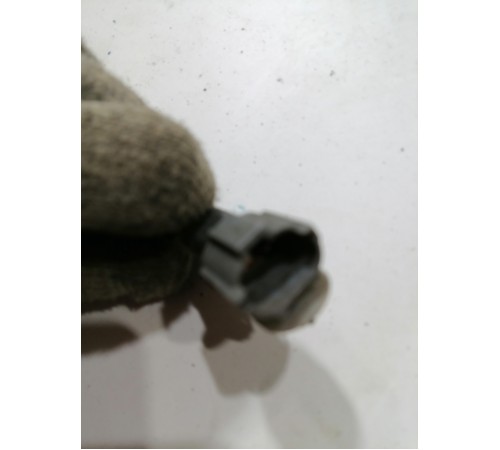 Замок капота левый