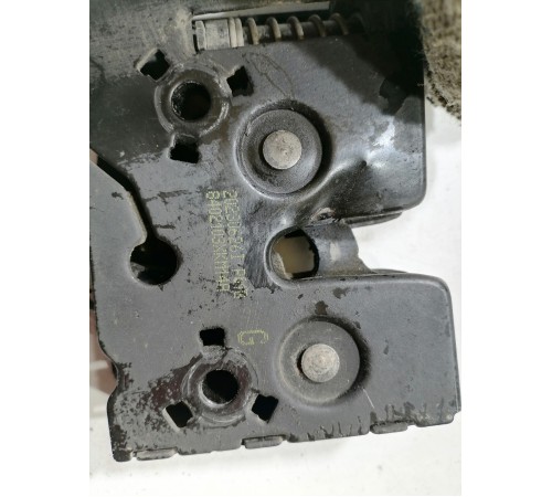 Замок капота левый