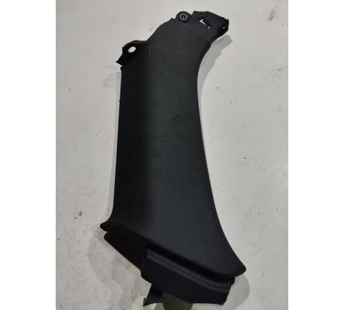 Обшивка стойки центральной правой