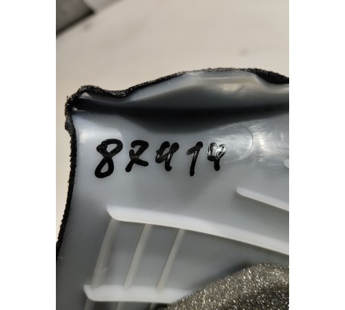 Обшивка стойки центральной правой