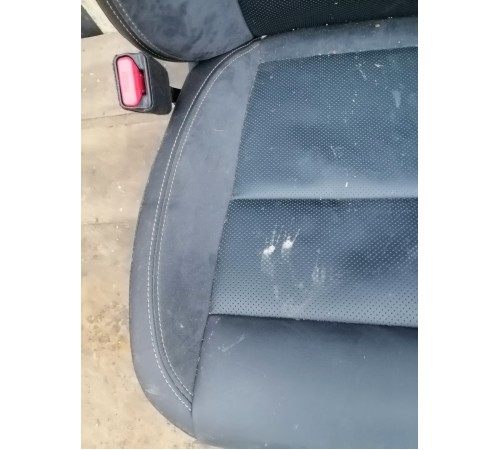 Сиденье переднее левое