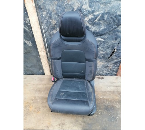 Сиденье переднее левое