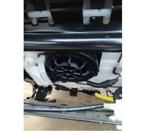 Сиденье переднее левое