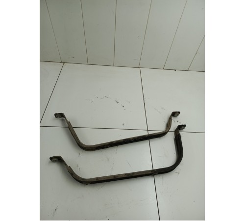 Крепление топливного бака 2шт