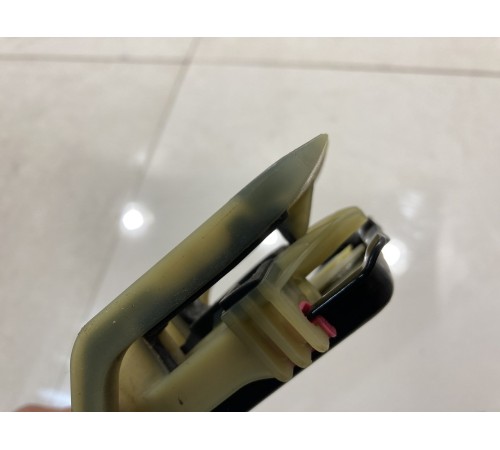 Стеклоподъемник электрический