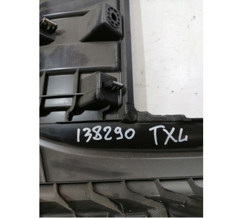 Накладка торпедо правая нижняя