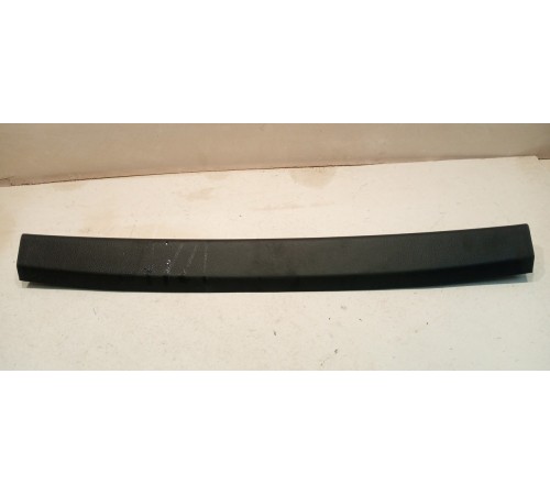 Обшивка двери/крышки багажника верхняя