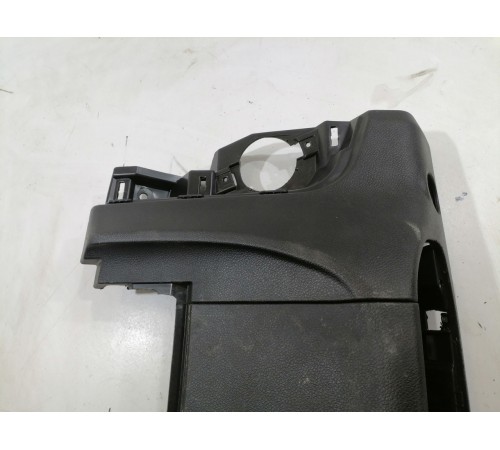 Накладка торпедо правая нижняя