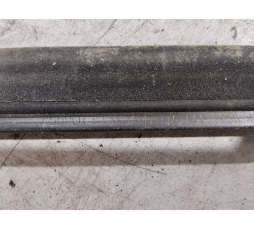 Молдинг стекла задний левый